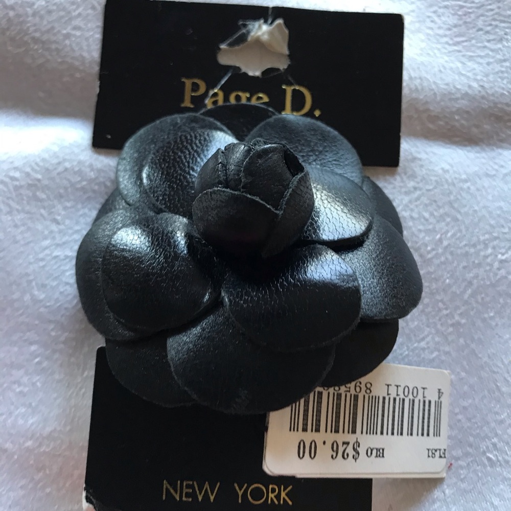 NWT PAGE D. New York HairTie Black Leather Flower.